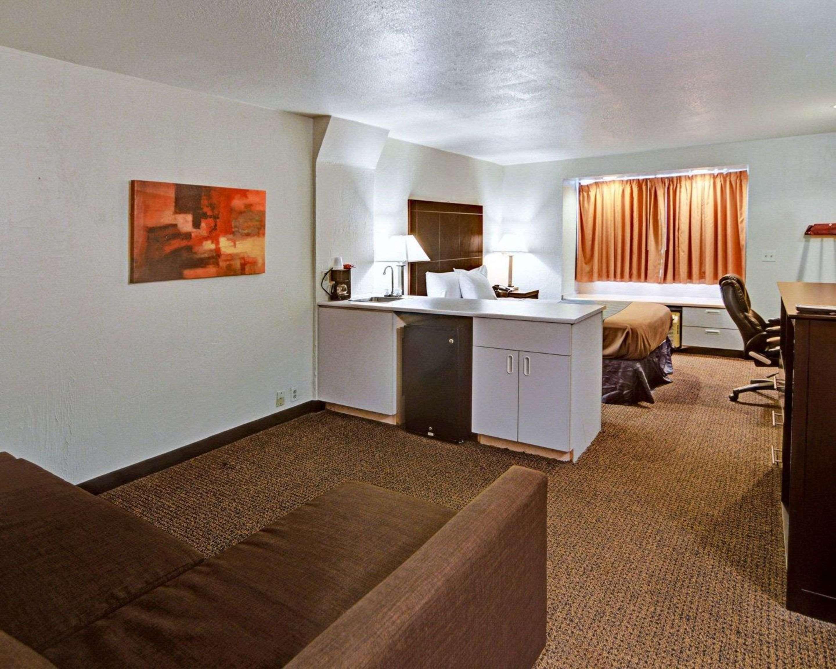 Econo Lodge Inn&Suites Lewisville I-35 Extérieur photo